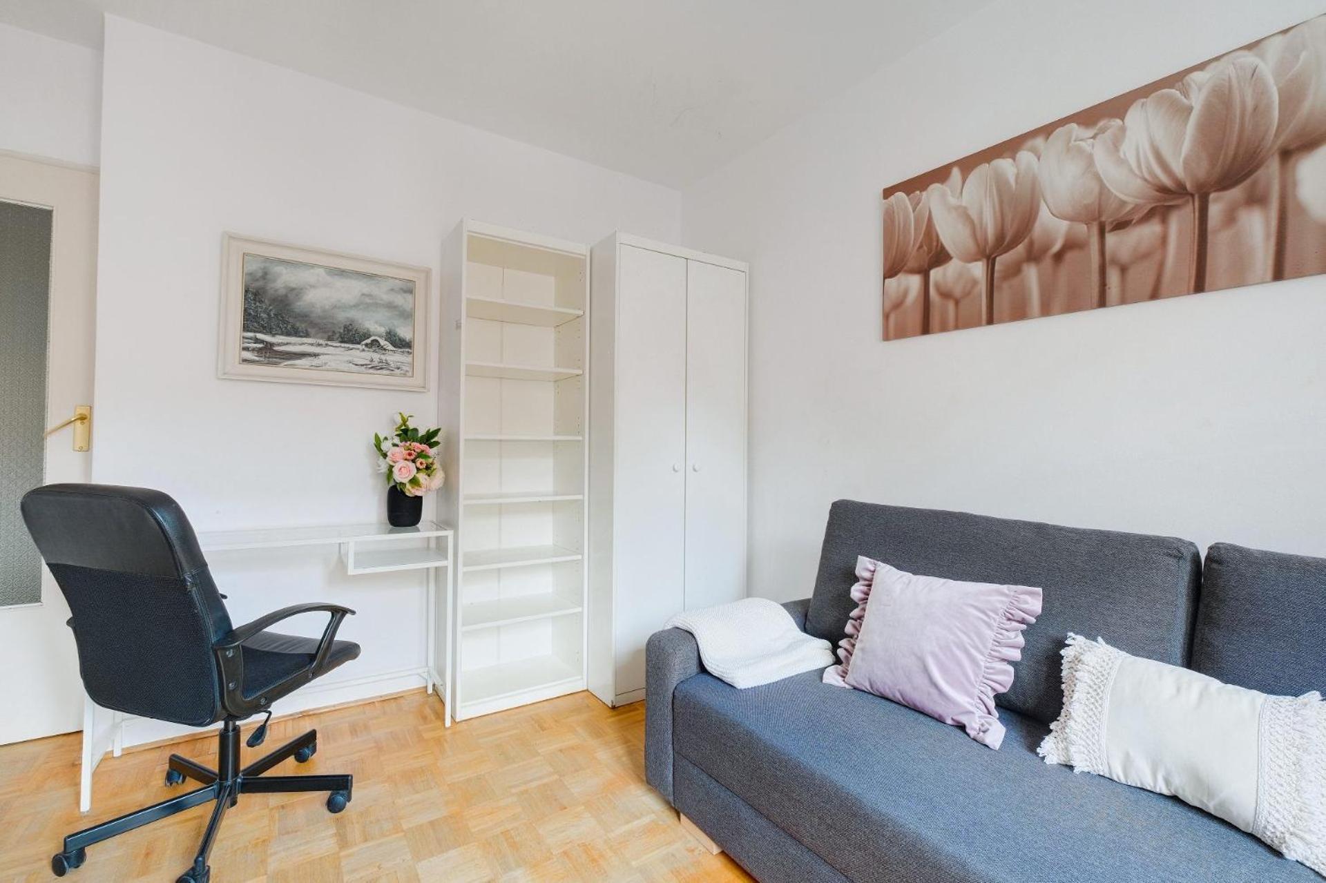 Spacious Apartment In Green Location Warszawa Exteriör bild